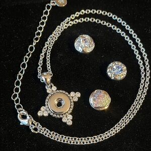 Ginger Snaps Sweet Star Necklace with 3 Interchangeable 12mm Snaps